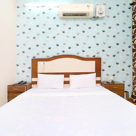 Spot On 43045 Hotel Vivek Plaza Shāhpur Zewnętrze zdjęcie