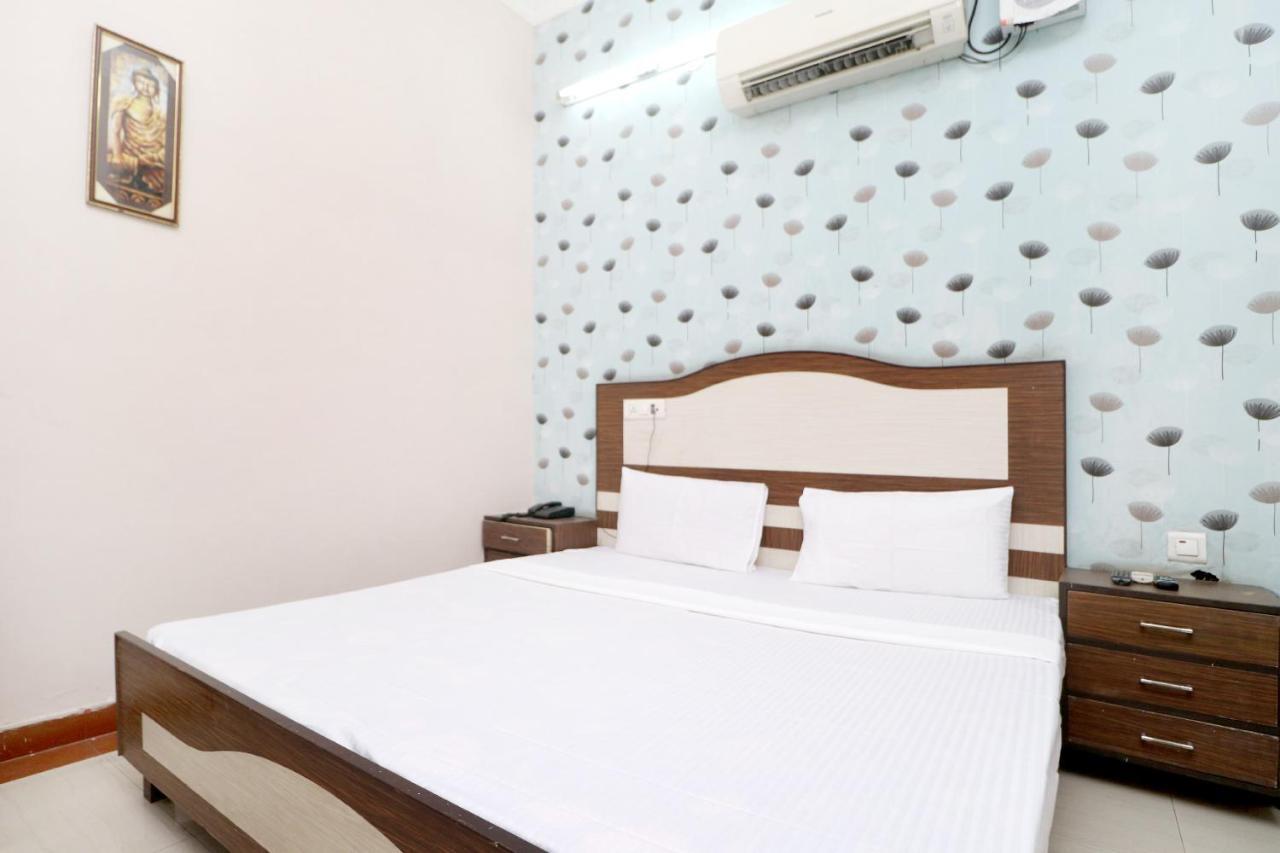 Spot On 43045 Hotel Vivek Plaza Shāhpur Zewnętrze zdjęcie