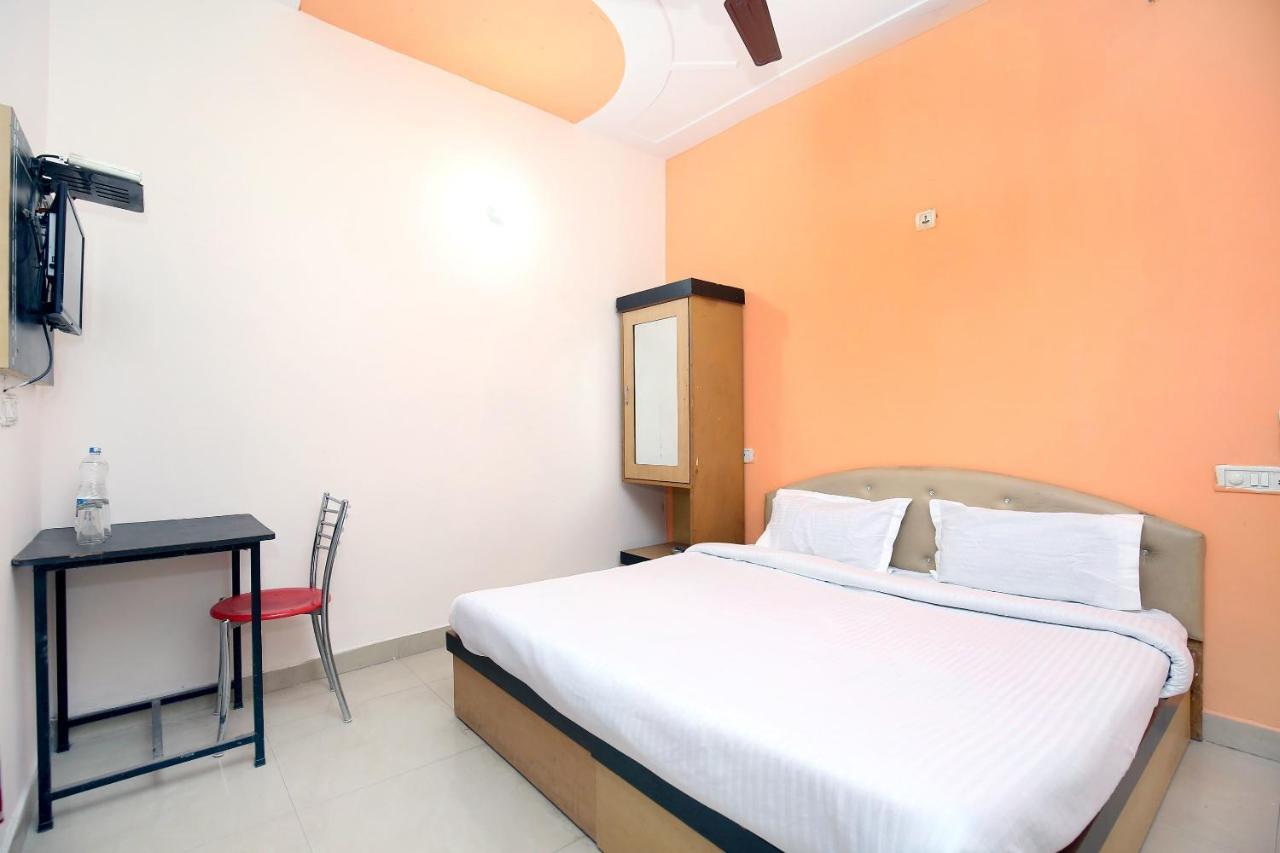 Spot On 43045 Hotel Vivek Plaza Shāhpur Zewnętrze zdjęcie